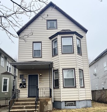 Oversized Two-Flat in Chicago