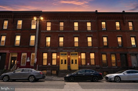 8-Unit Apartment Property Package
