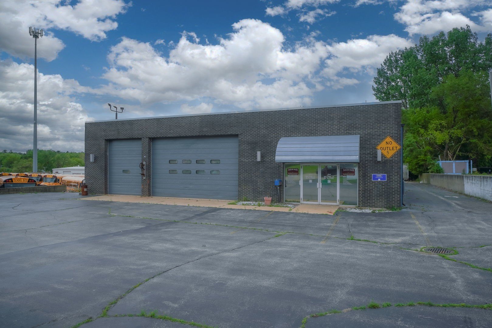 Turnkey Automotive Building on Galena