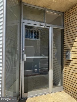 Retail Space in Woodbury, NJ