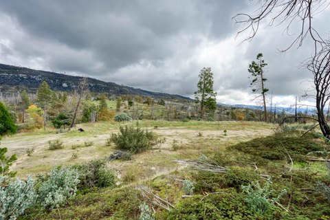 LAND - Auberry, CA
