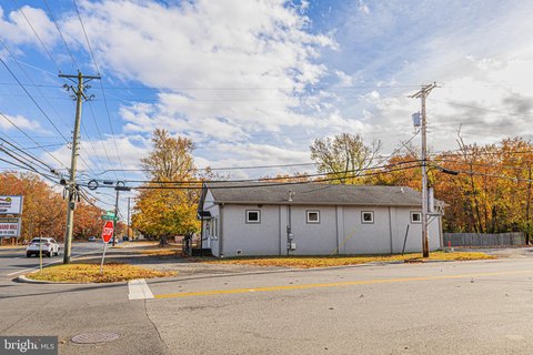 Highway Office Building