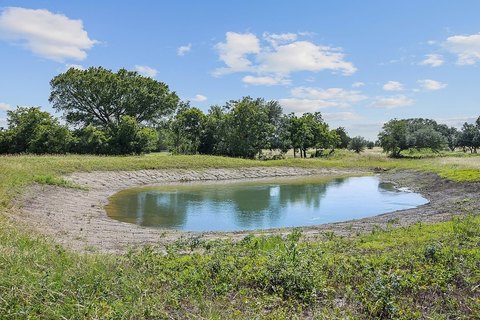 LAND - Round Top, TX