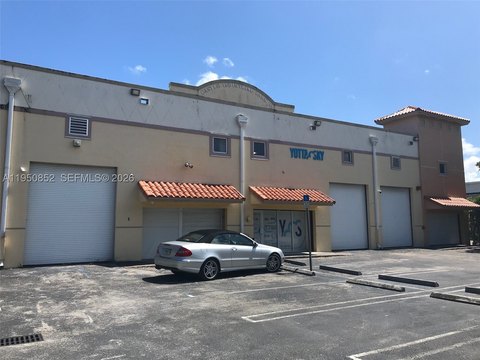 Office-Warehouse Flex Space