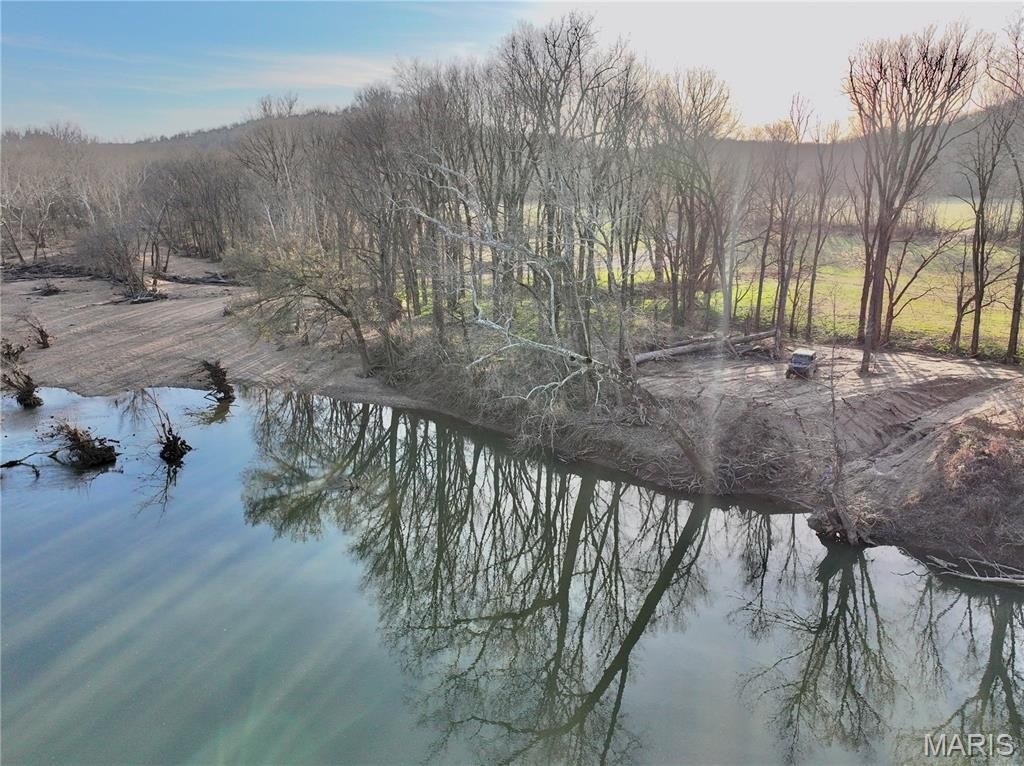 Secluded Land with River Frontage