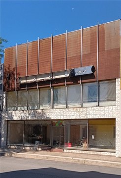 Three-Story Retail Building with Elevator