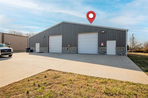 Siloam Springs Commercial Space