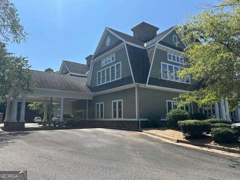 Office/Retail Space in Tyrone, GA