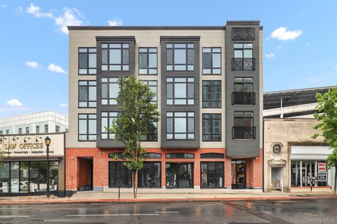 New Mixed-Use Building in White Plains