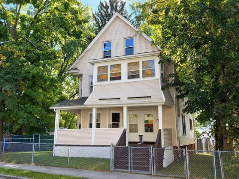 Duplex with Flexible Third Floor