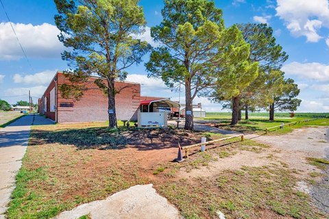 COMMERCIAL - Goldsmith, TX