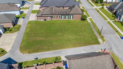 Residential Lot in Acadia Plantation
