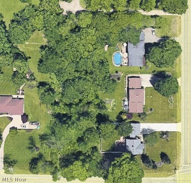 LAND - North Royalton, OH