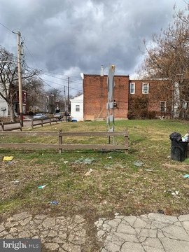 Overbrook Corner Lot For Development