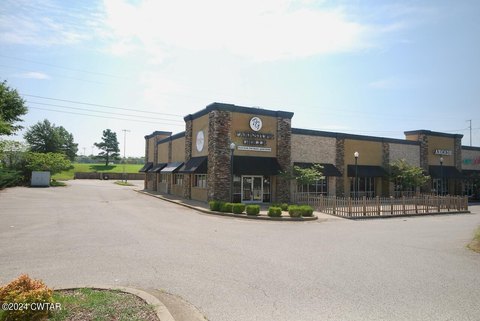 Retail Space Near Interstate 40