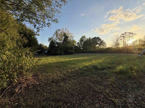 LAND, Marshall, TX