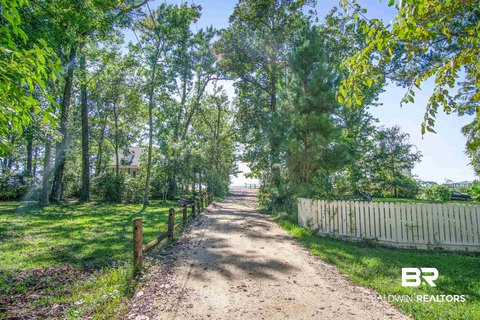 Bayfront Residential Lot in Daphne