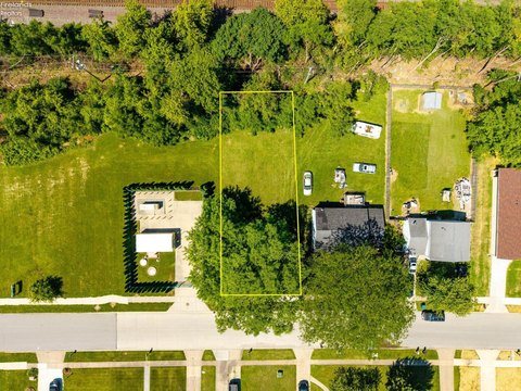 LAND - Sandusky, OH