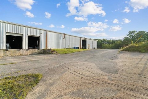 Tunnel Hill Warehouse on Acreage