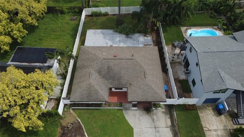 Land, ST PETERSBURG, FL