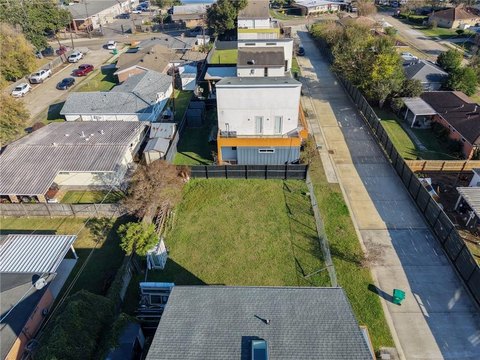 Land, Metairie, LA