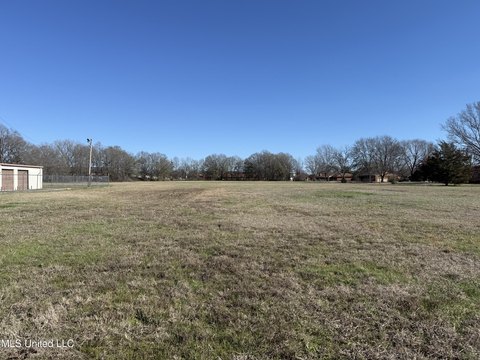 Land, Greenwood, MS