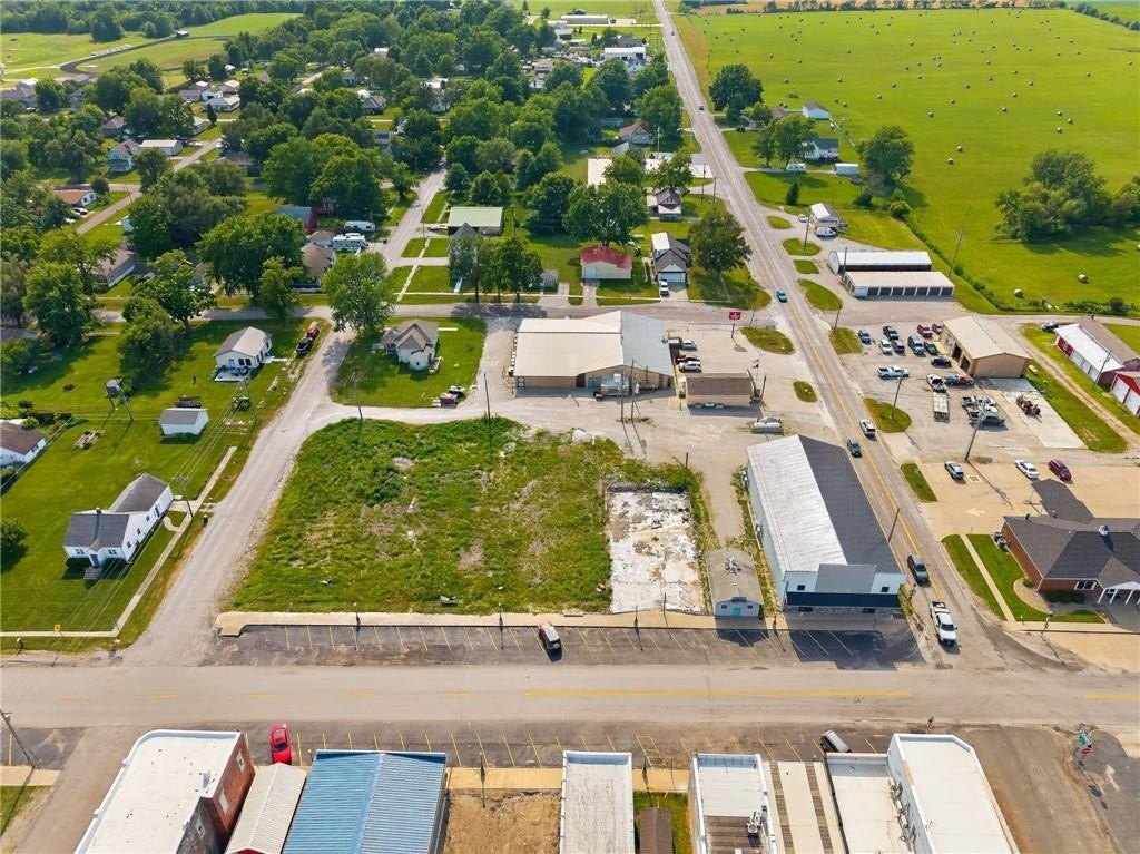 407 N Main St, Polo, MO 64671