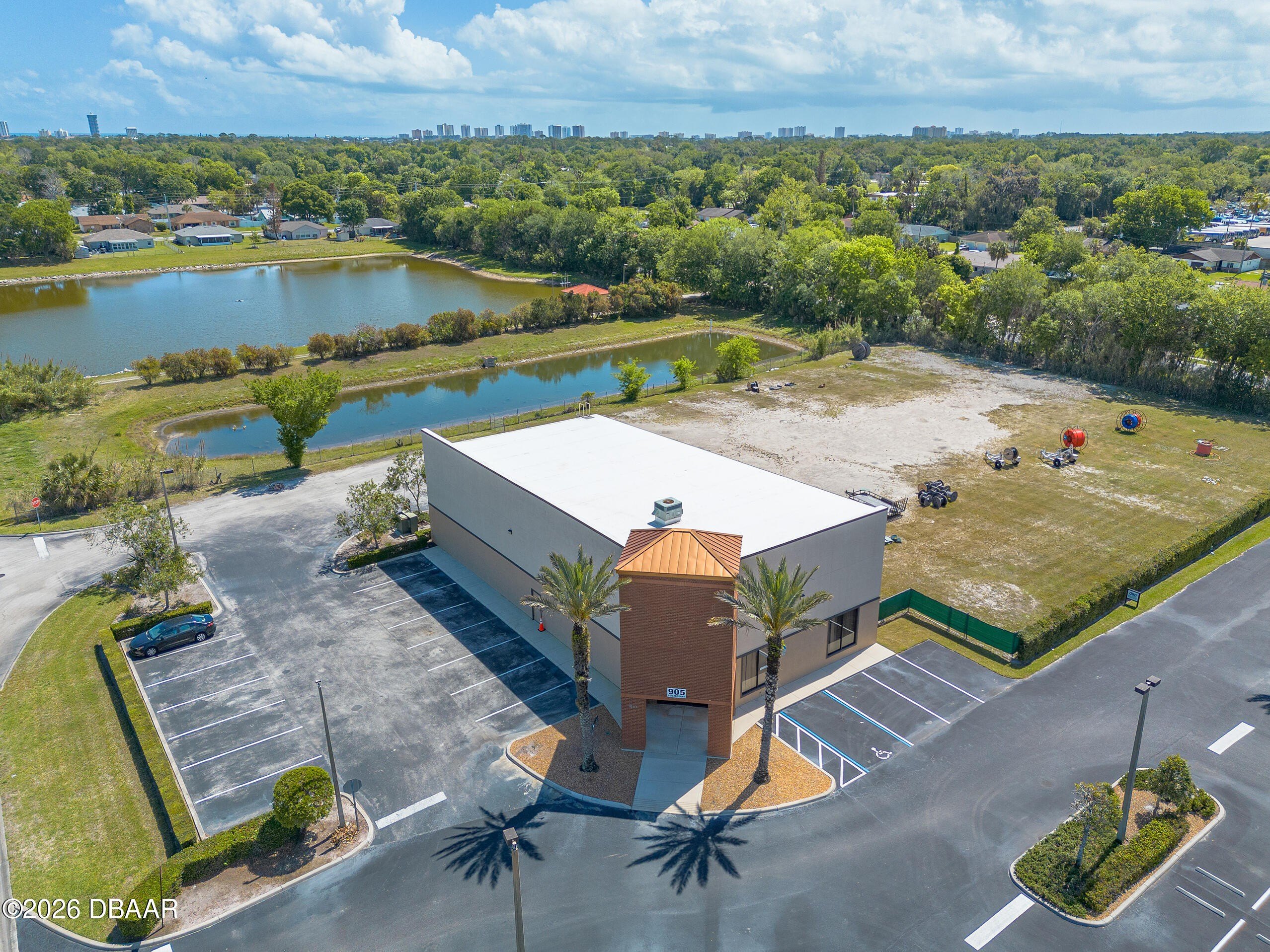 South Daytona Industrial Warehouse with Yard
