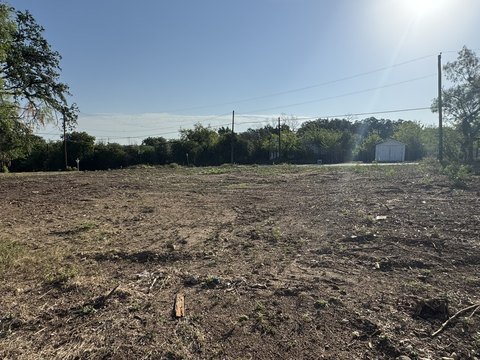 Land, Brady, TX