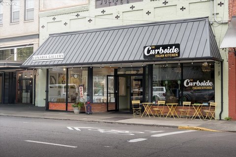 Turnkey Restaurant Opportunity in Silverton