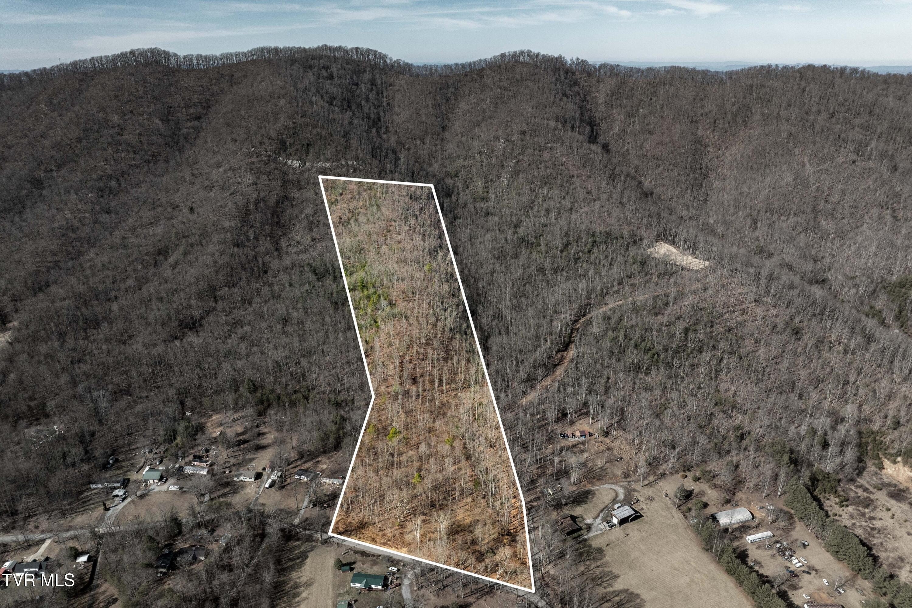 Unrestricted Land Backing National Forest