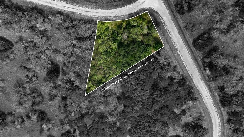 Land in White Bluff Resort
