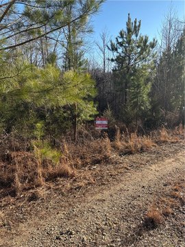 Buildable Lot in Lake Community