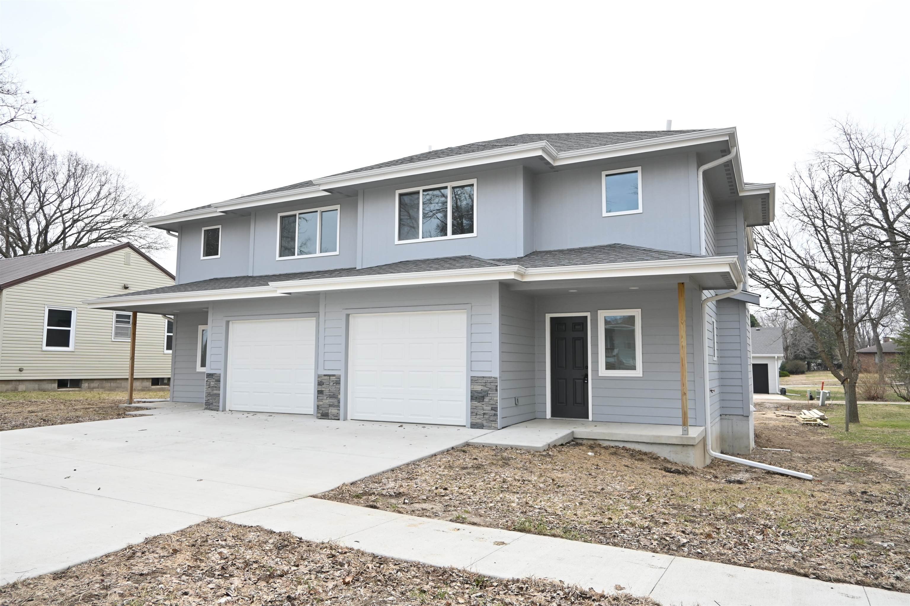 New Construction Duplex in Lake View