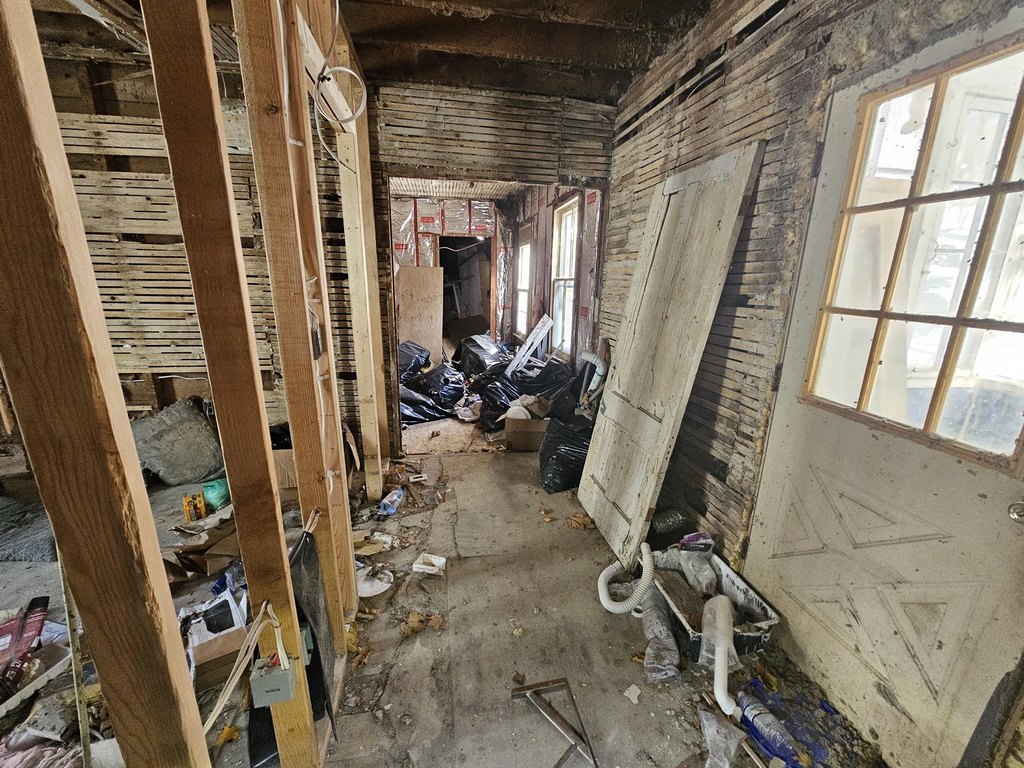 Picture 16
