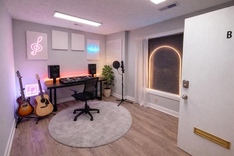 Renovated Office Suite in Lexington