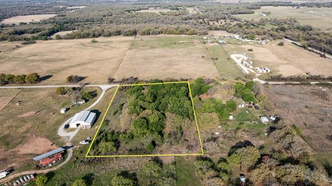 Heavily Treed 2.5 Acre Lot