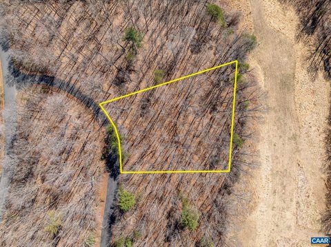 Land in Amenity-Rich Community