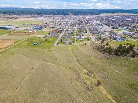 Land, Roundup, MT