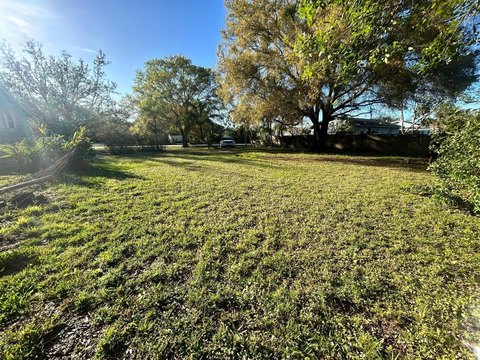 LAND - Vero Beach, FL