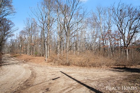 Residential Land in Canadian Lakes