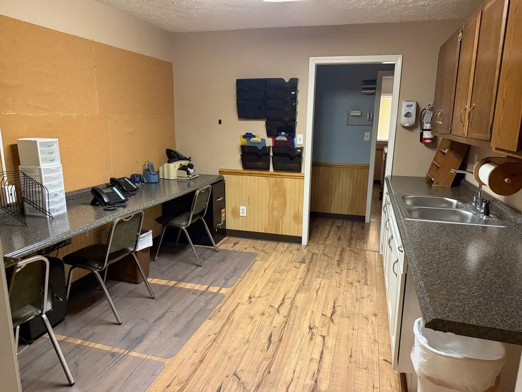 Picture 10