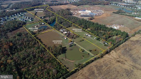 Land in Growing Loudoun Location