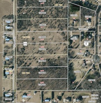 Residential Land in West Bend