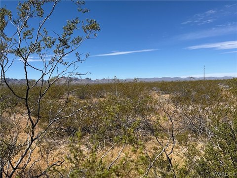 Land in Golden Valley, AZ