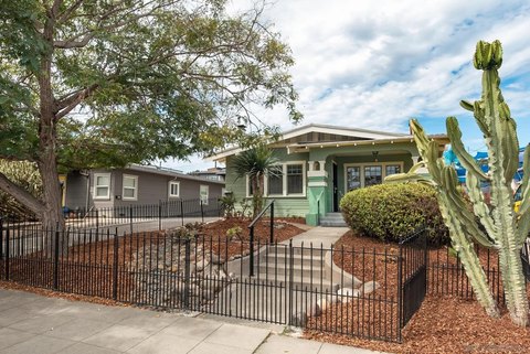 Craftsman Duplex with Two Residences