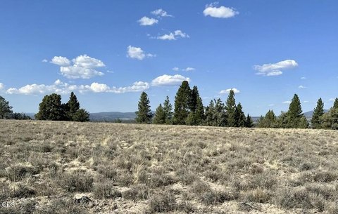 Residential Lot in Chiloquin, Oregon