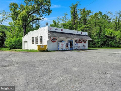 Versatile Mixed-Use Building For Sale