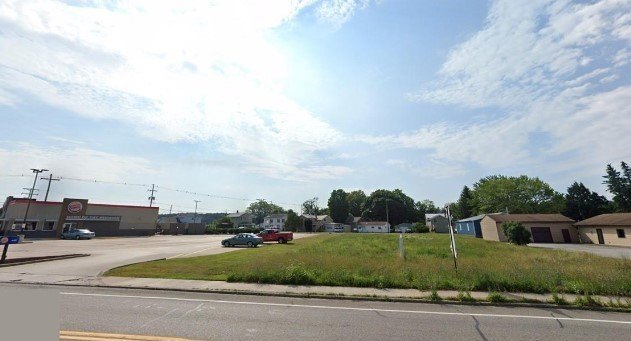 Vacant Land in Downtown Fairview