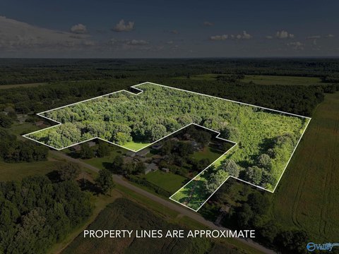 LAND - Leighton, AL